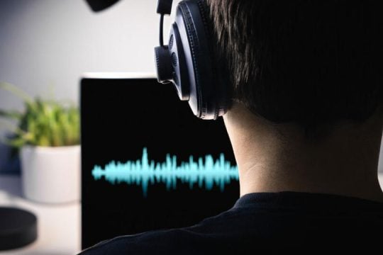 Περί κατασκοπείας το ανάγνωσμα…